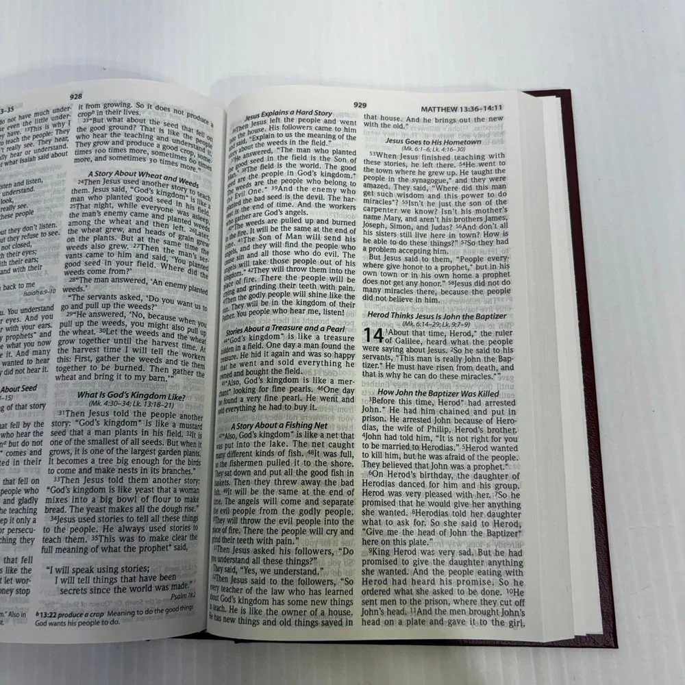 Holy Bible Easy-to-Read Version Revised Edition WBTC Hardcover Burgundy ERV